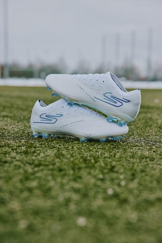 Footballer Oleksandr Zinchenko Signs With Skechers :: Skechers U.S.A., Inc. (SKX)